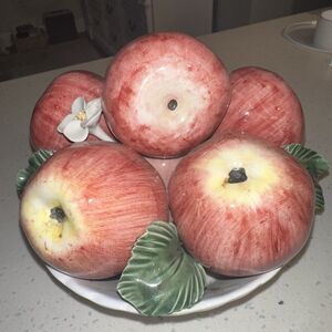 Italian Red Apple Daisy Centerpiece Made in ITALY Ceramic White Basket 9" x 9"